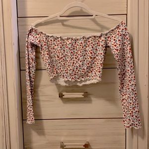 Strapless long sleeve floral crop top